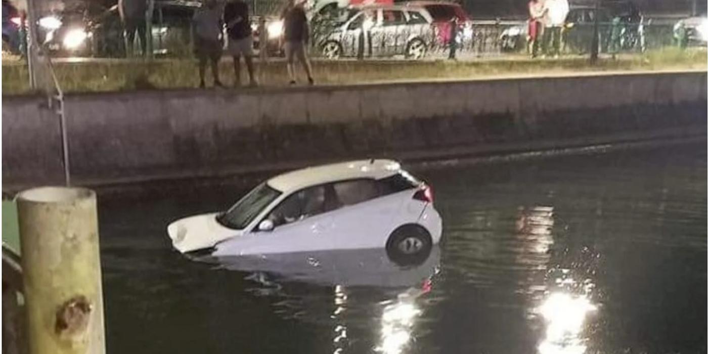 Accident în zona parcului Izvor. Un bărbat a ajuns sâmbătă seara cu mașina în Dâmbovița