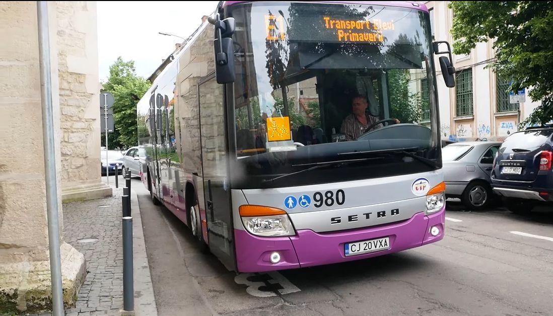 Autobuzele școlare revin pe traseu odată cu începerea noului an școlar, în Cluj-Napoca