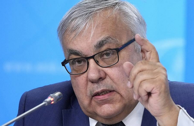 Rusia respinge posibilitatea ca Turcia să escorteze nave ucrainene cu cereale la Marea Neagră, anunţă adjunctul lui Lavrov Serghei Verşinin. Moscova lucrează la rute alternative de export al produselor ruseşti şi se află în contact cu Africa şi Turcia