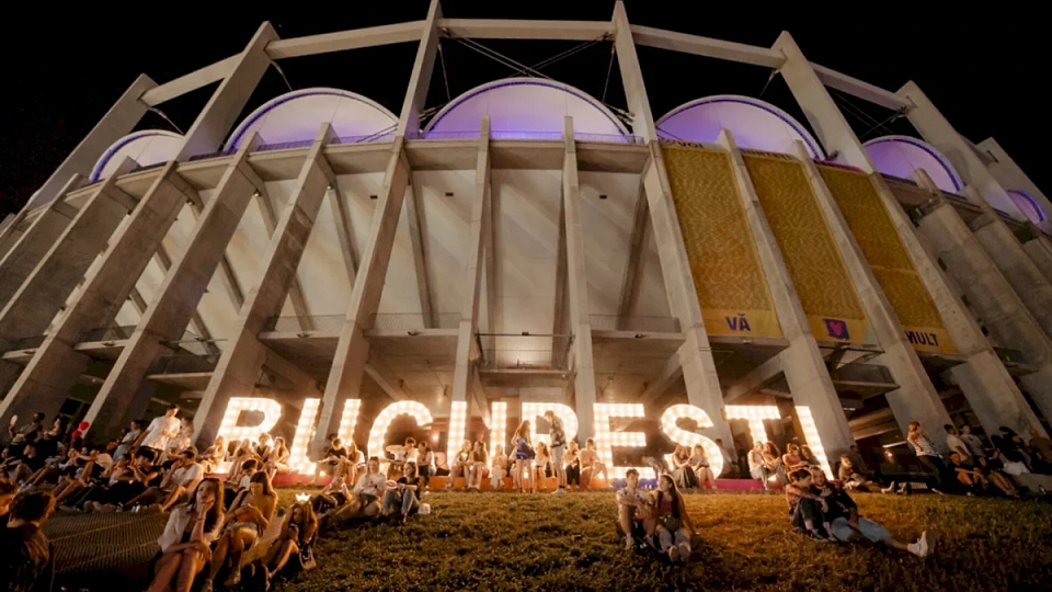 Lovitură pentru fanii din Capitală- Kapital Festival 2026 se anulează. „Untold-ul Bucureștiului” capitulează în fața taxelor și a instabilității politice