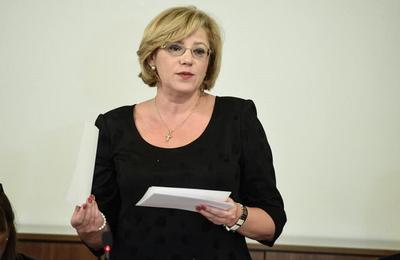 Corina Creţu: Acum opt ani, în calitate de comisar european pentru Politică Regională, am aprobat prima etapă a unui proiect major în valoare de aproximativ 52 de milioane de euro, pentru construirea şoselei de centură a municipiului Suceava