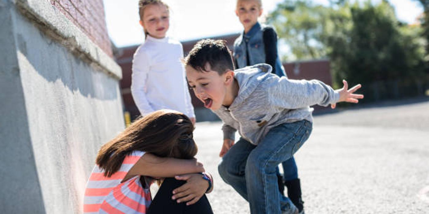 Bullying-ul în copilărie și efectele negative asupra viitorilor adulți