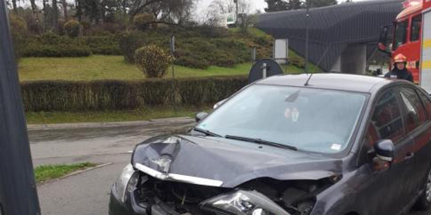 Accident rutier, în această după-amiază, pe Calea Florești din Cluj-Napoca