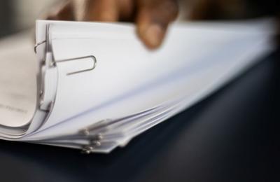 De ce durează mai mult evaluarea unui dosar de daune în 2026?