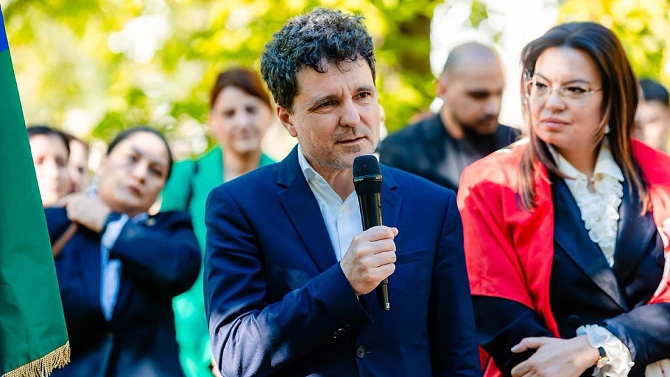 Nicușor Dan a depus plângerea penală la DIICOT și o acuză pe Elena Lasconi de trei infracțiuni