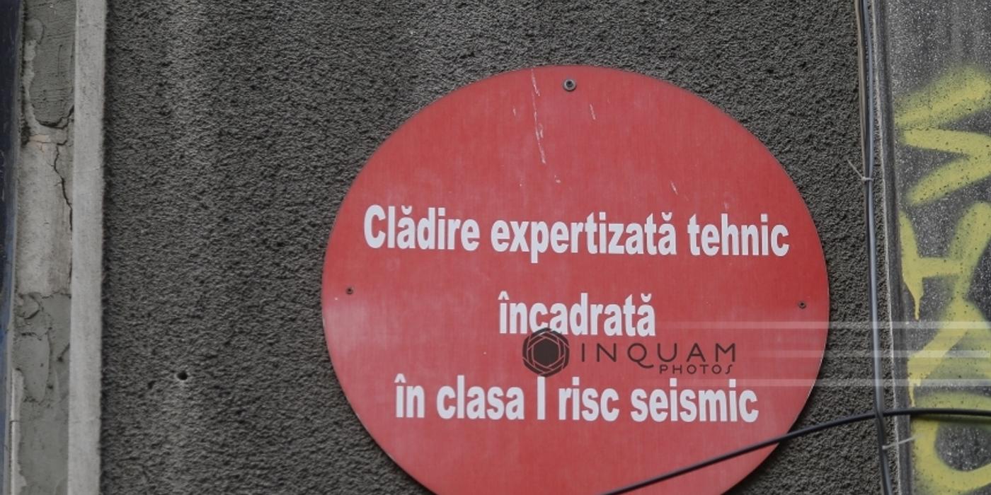 Adrian Veştea: Consolidarea clădirilor cu risc seismic, o prioritate majoră / În ultimii 30 de ani, s-au consolidat din bani publici 26 de clădiri, 19 fiind în Bucureşti / Avem nevoie şi de implicarea tuturor autorităţilor locale