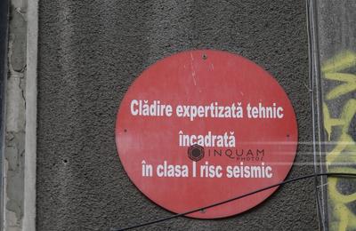 Adrian Veştea: Consolidarea clădirilor cu risc seismic, o prioritate majoră / În ultimii 30 de ani, s-au consolidat din bani publici 26 de clădiri, 19 fiind în Bucureşti / Avem nevoie şi de implicarea tuturor autorităţilor locale