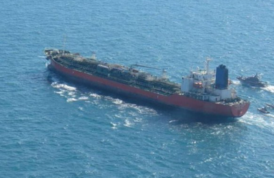 Un petrolier cu legături cu Israelul, Central Park, imobilizat de către rebeli huthi la Golful Aden