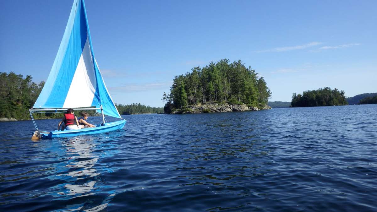 campers sailing on Lake Temagami