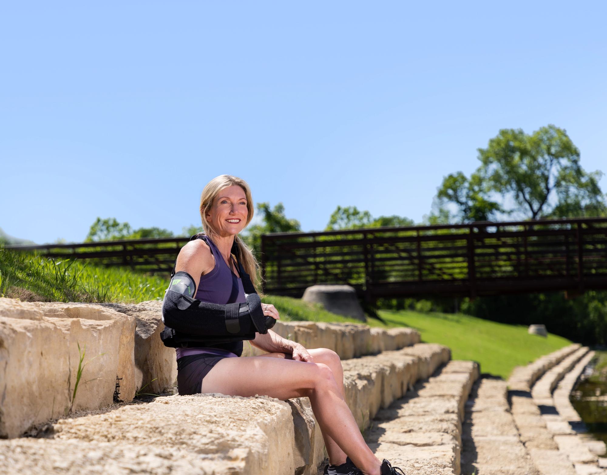 ManaMed Kahuna Shoulder Brace Banner