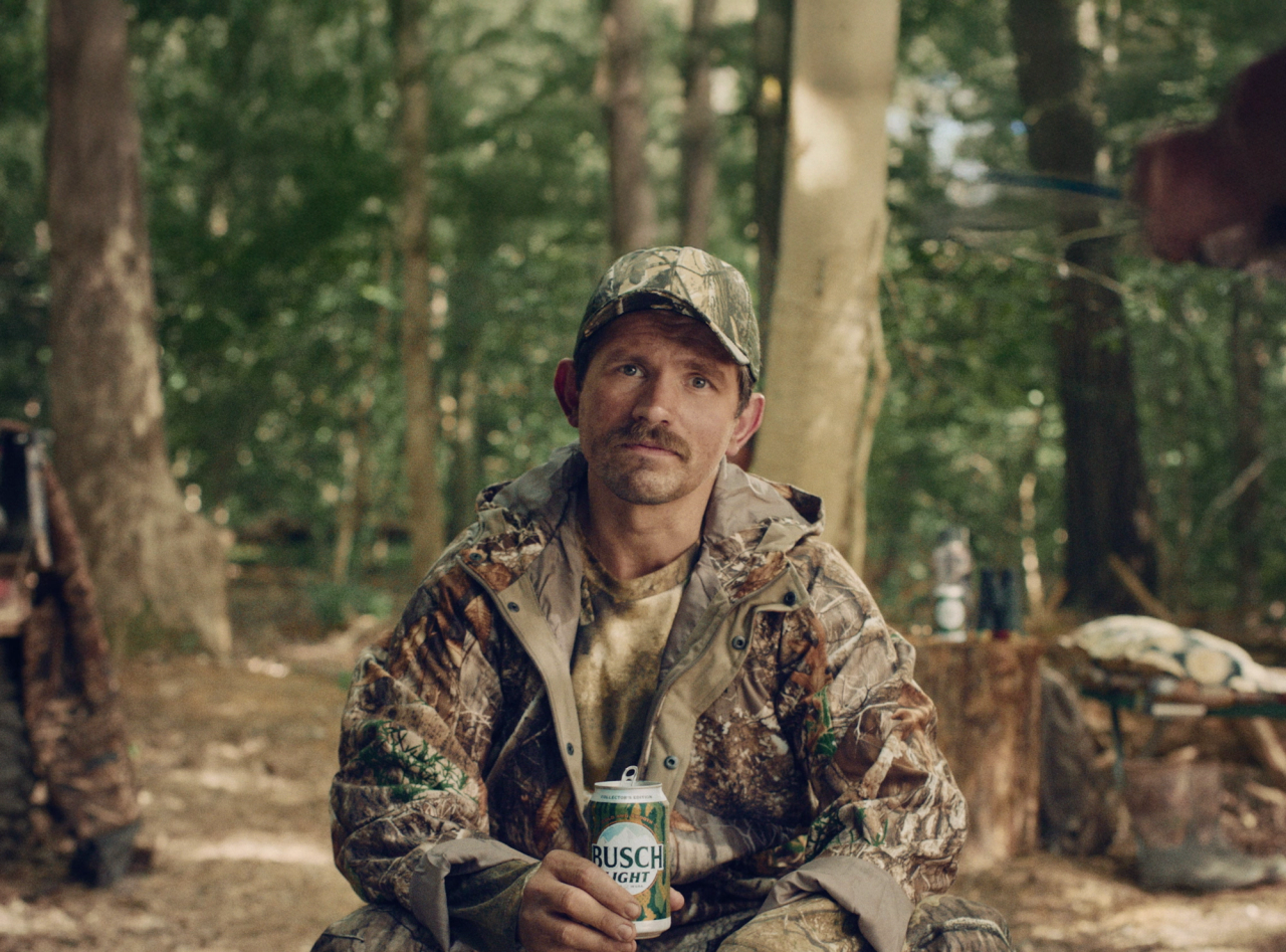 Cover Image for HUNTER