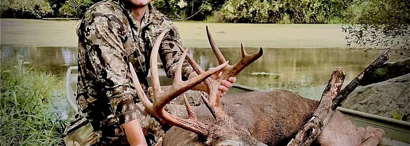 Whitetail deer hunting in Rhode Island