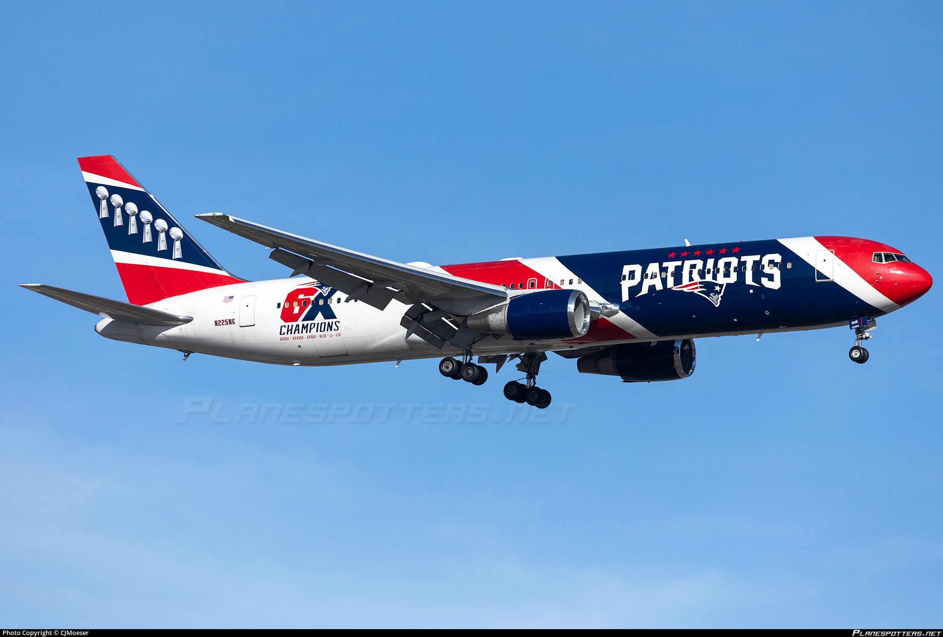 Fly the 2026 NFL season with Team Charters