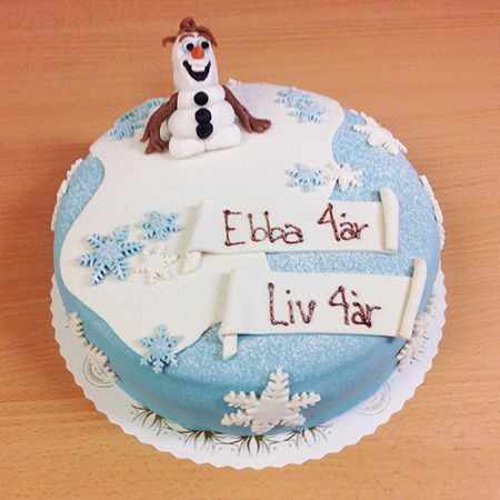 Specialtårta med Olof från Frost som motiv – beställningsbar hos Dagmar Carlssons