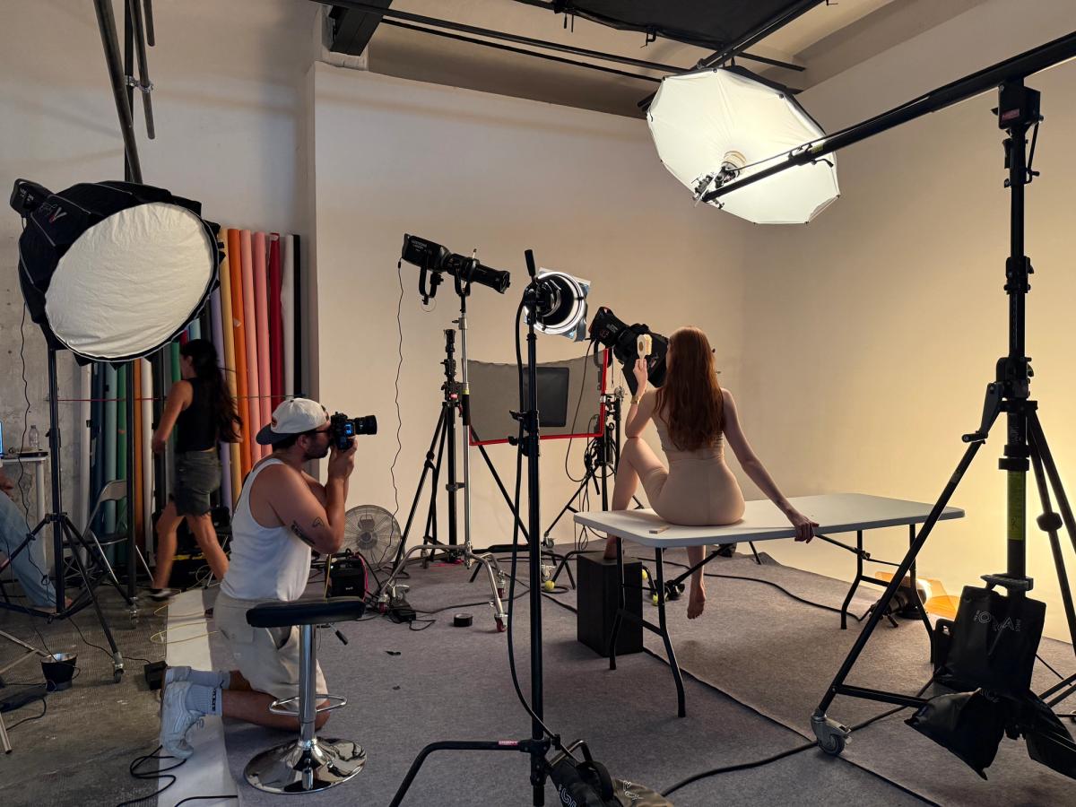 Shooting lumière chaude au Studio Labry