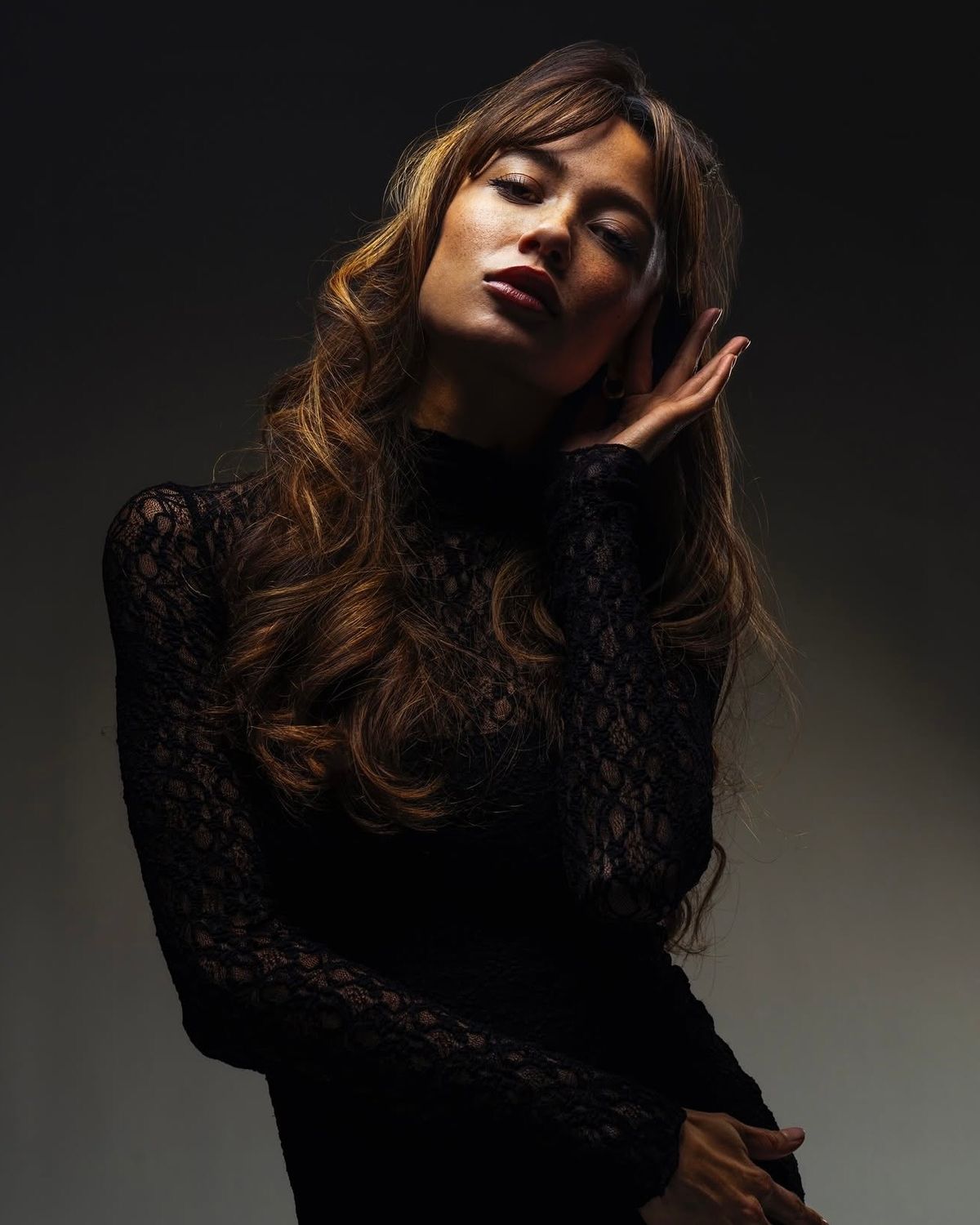Photoshoot portrait sur fond cyclorama à Marseille