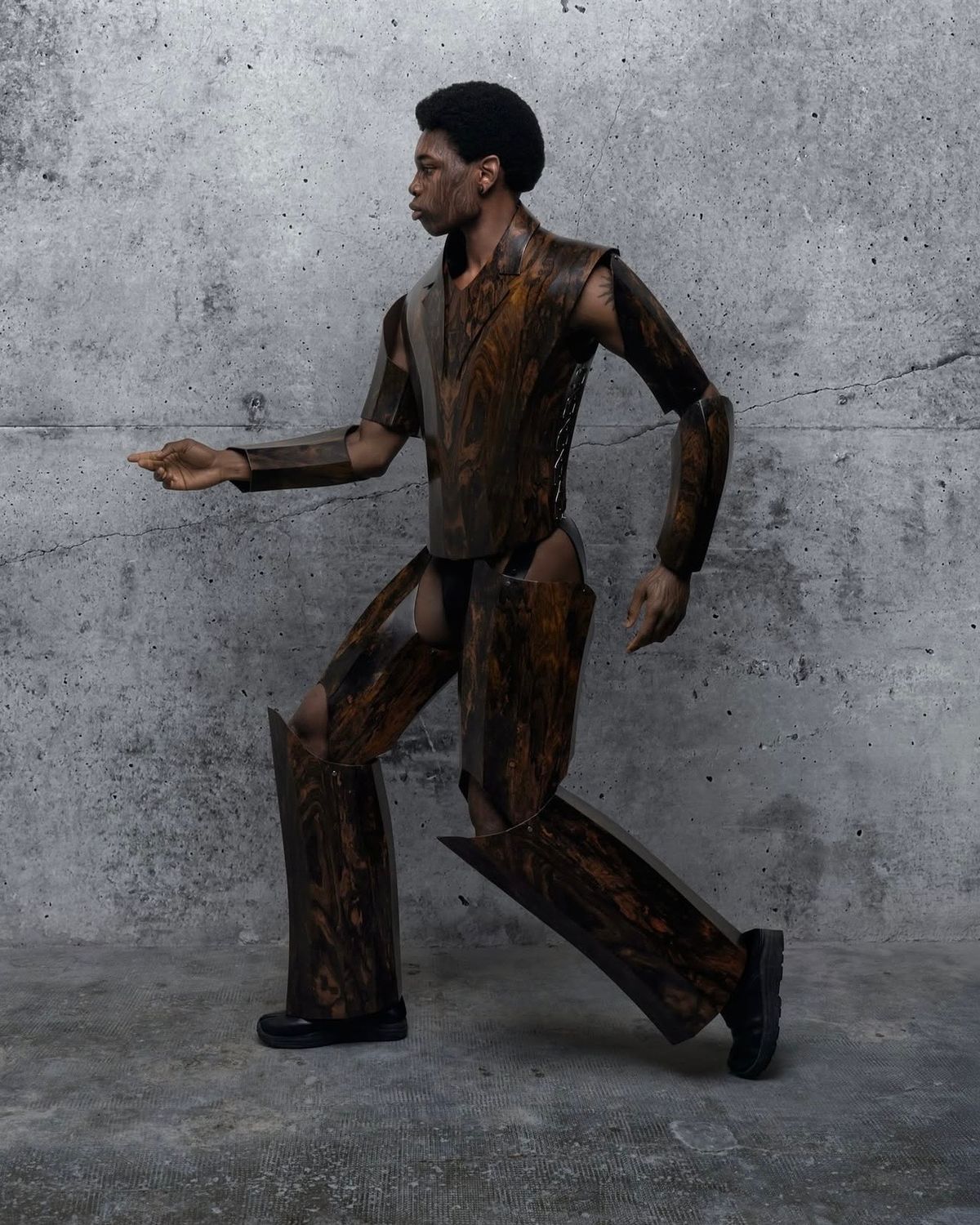 Shooting photo Amaury Darras sculpture en bois portant