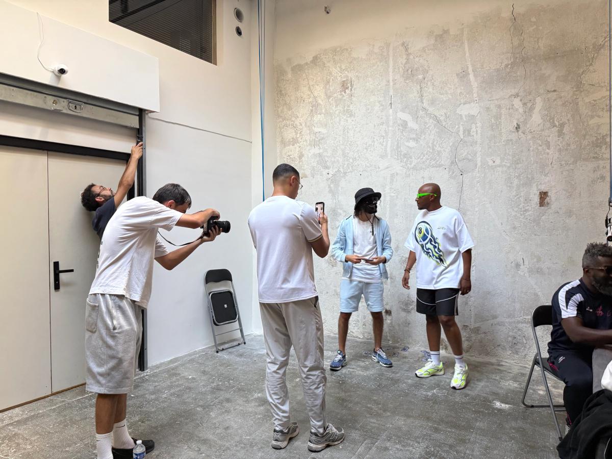 photoshoot devant espace béton studio photo Labry