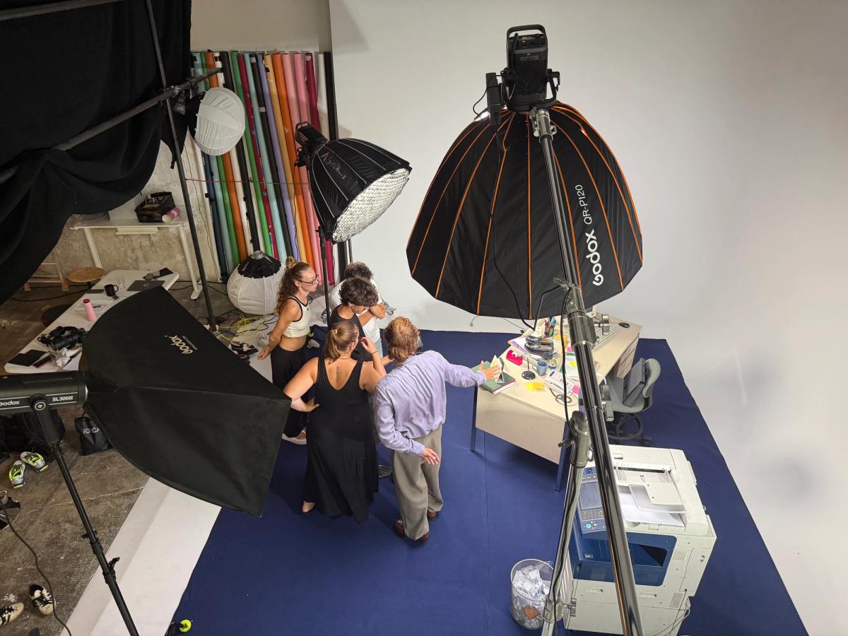Backstage shooting equipe production Coco Studio à Marseille