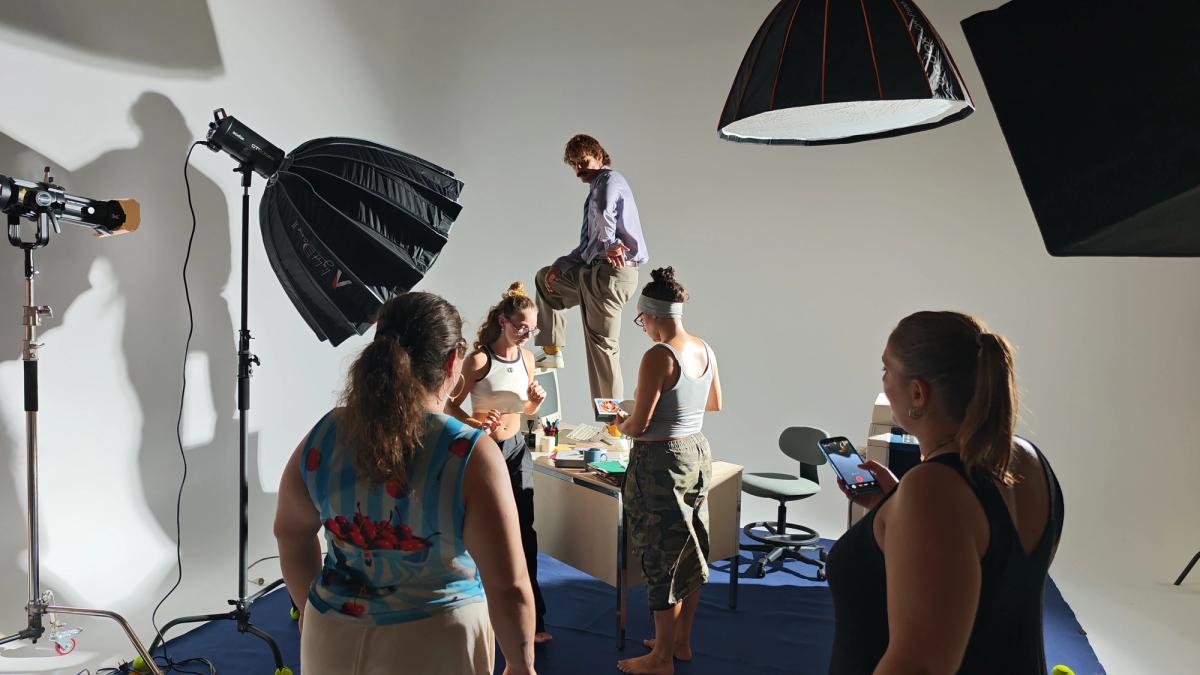 Coulisses shooting Caval au Your Studio Labry à Marseille