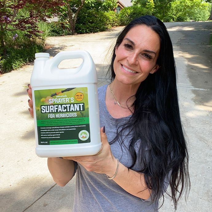 How does PetraMax Sprayer's Surfactant work?