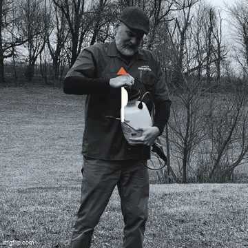 1. SPRAY FOR HOURS WITHOUT A SINGLE PUMP