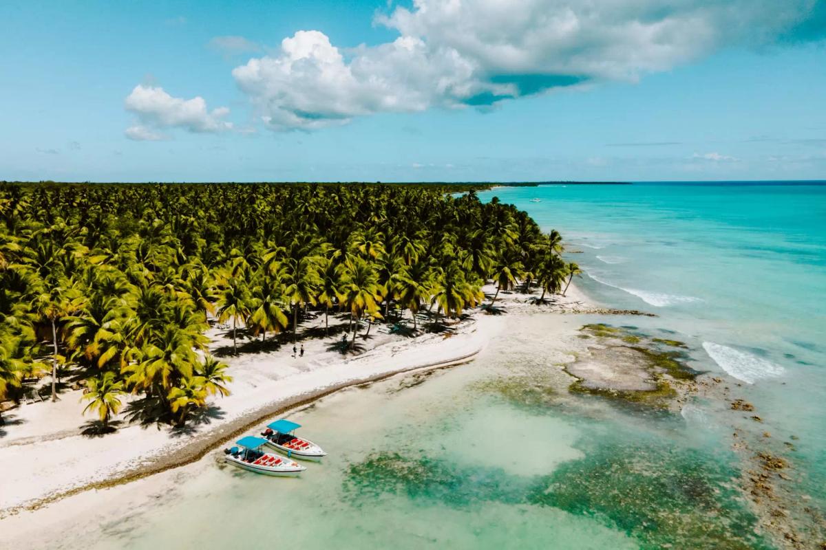 Semana Santa in Bayahibe: Why Book Your Airport Transfer