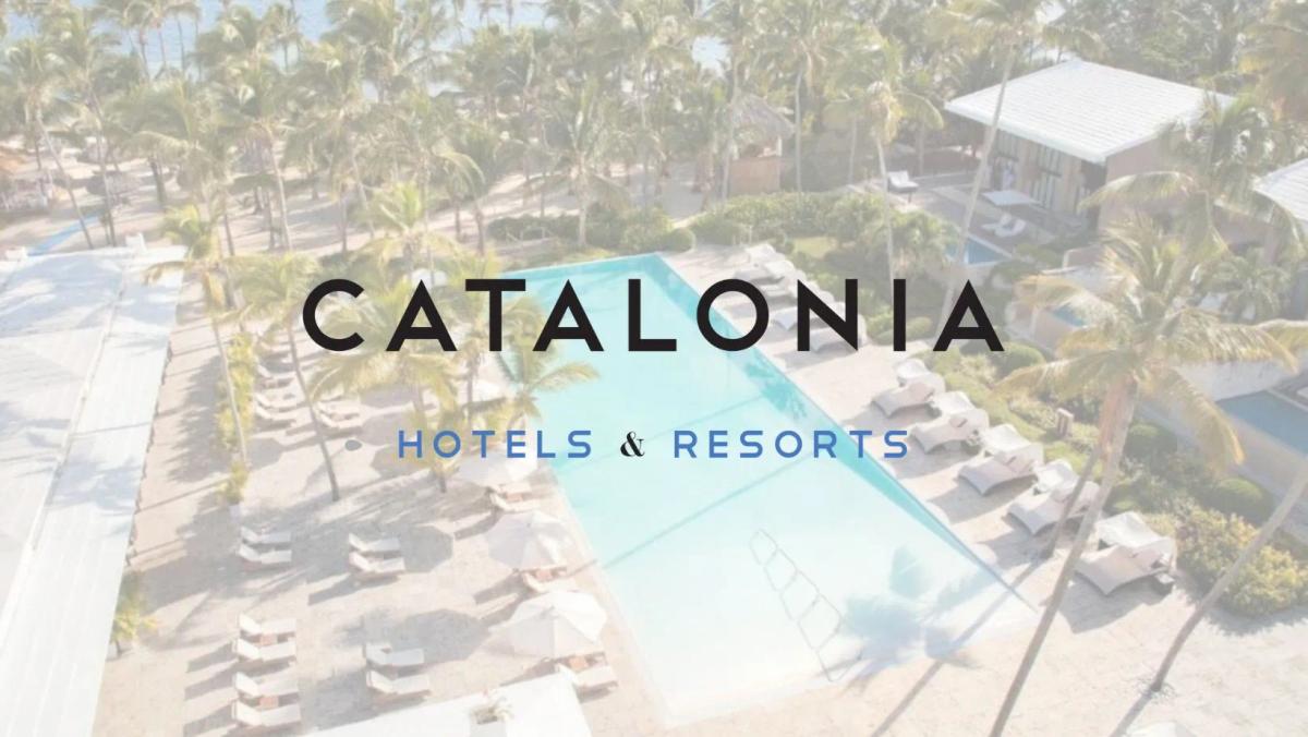 7 Reasons to Choose the Amazing Catalonia Royal Bávaro: Private Airport Transfers