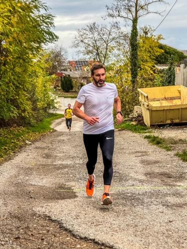 Spannende Entscheidung zur Klubmeisterschaft beim Crosslauf