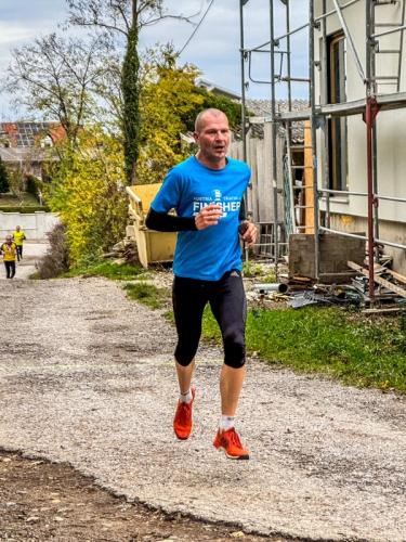 Spannende Entscheidung zur Klubmeisterschaft beim Crosslauf