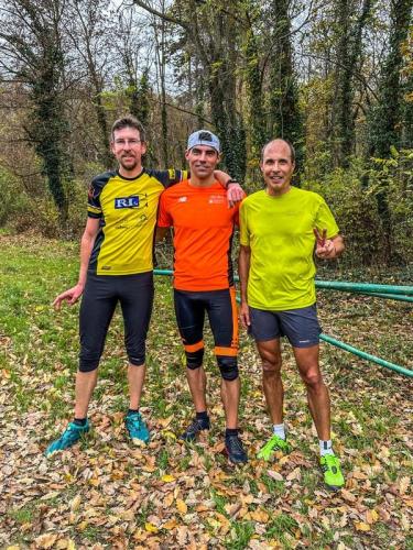 Spannende Entscheidung zur Klubmeisterschaft beim Crosslauf