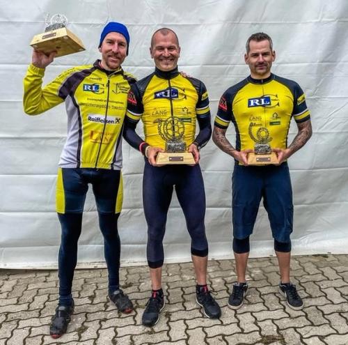 Mountainbike im Maiball