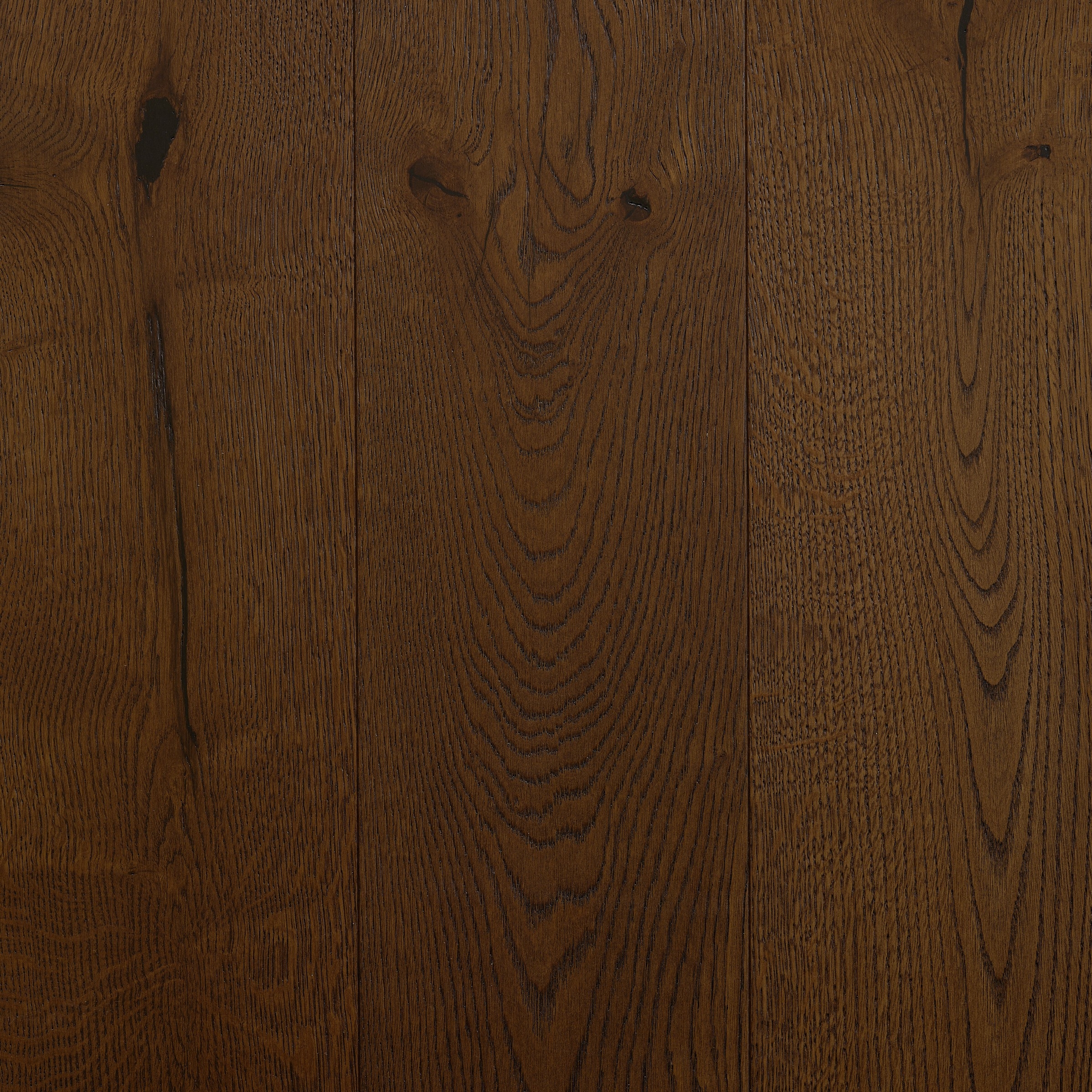 Particolare di un asse di parquet linea Luxury Quercia Tempi Antichi Brown di Cabbia