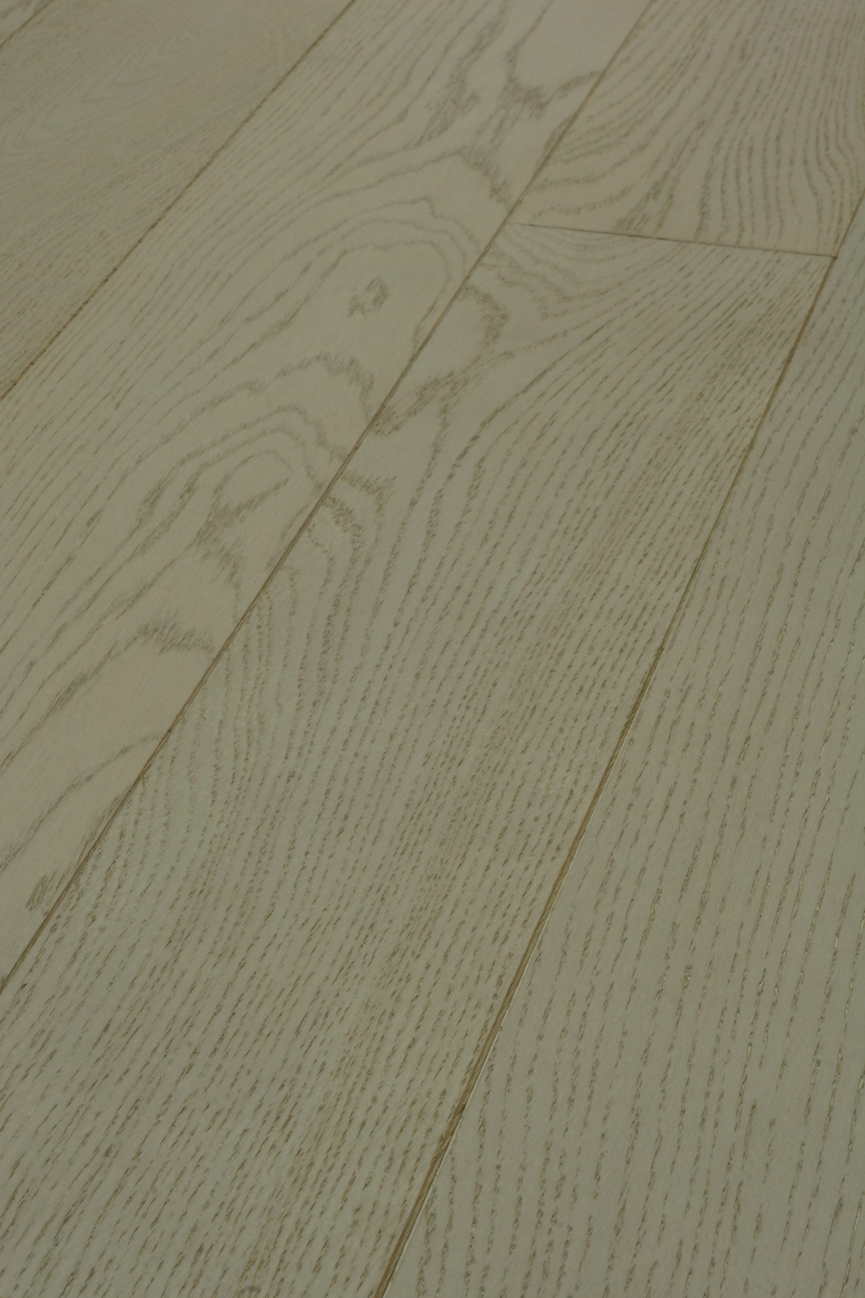 Parquet in Rovere Naturale Spazzolato Verniciato di Cabbia