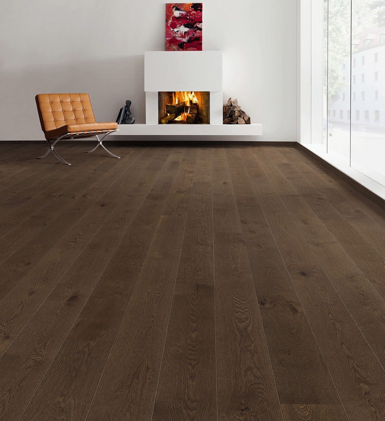 Salotto con parquet linea Luxury Quercia Tempi Antichi Brown di Cabbia