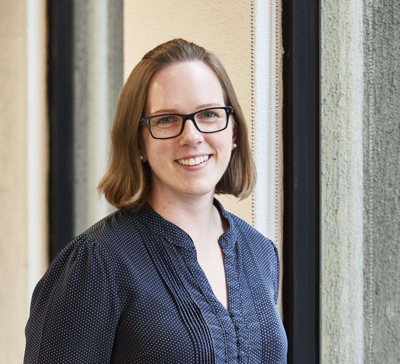 Steph McLennan headshot photo