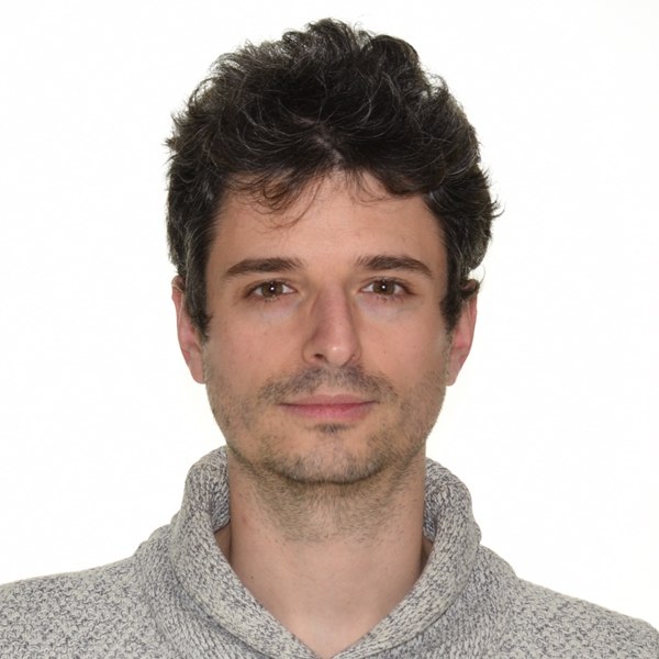 Joan Alfaro-Lucas headshot photo