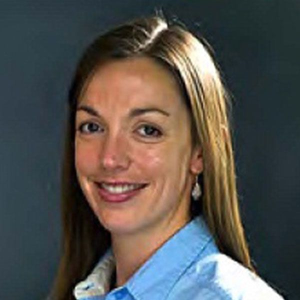 Megan Robillard headshot photo