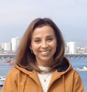 Práxedes Muñoz headshot photo