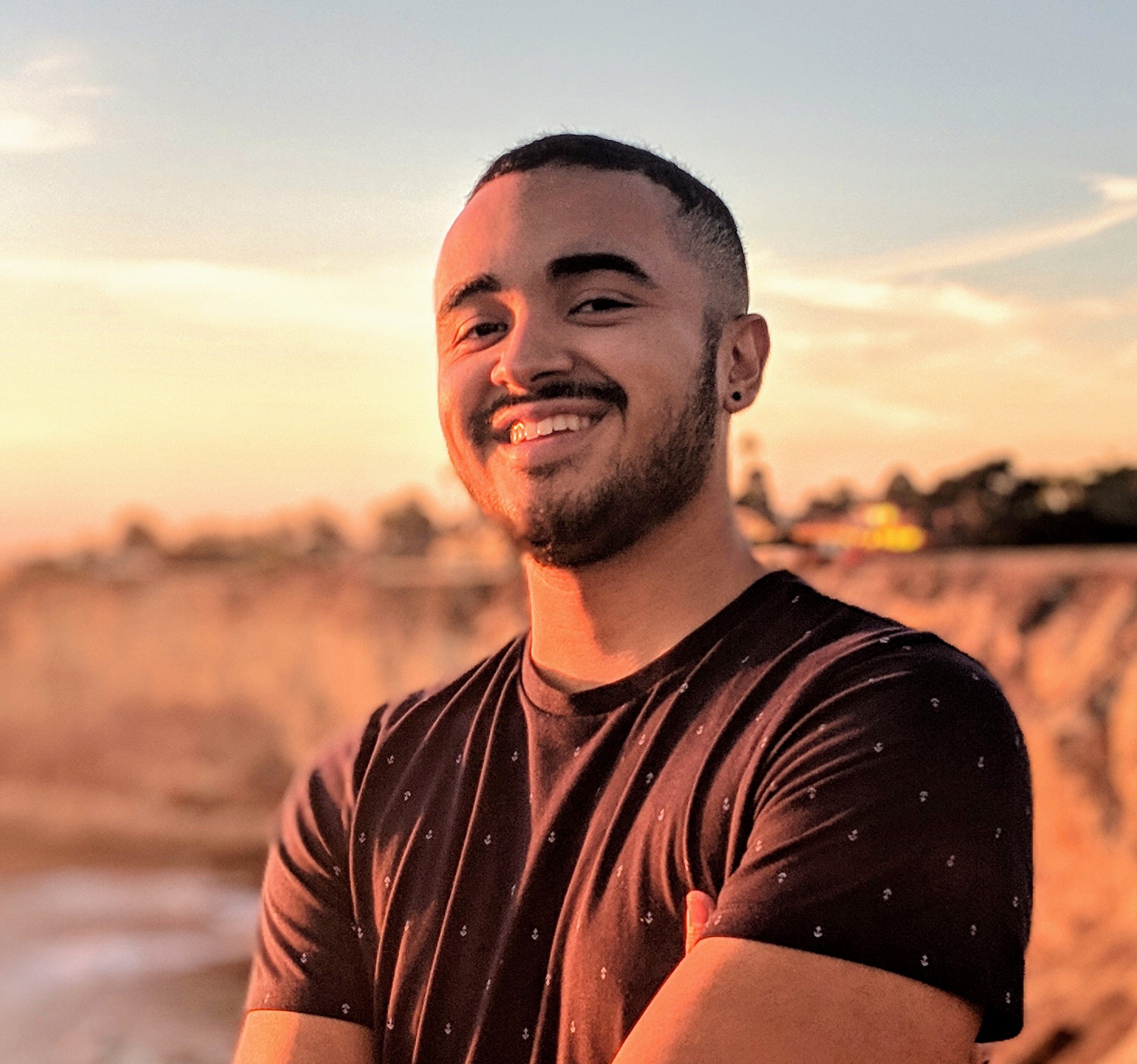 Sergio Parra headshot photo