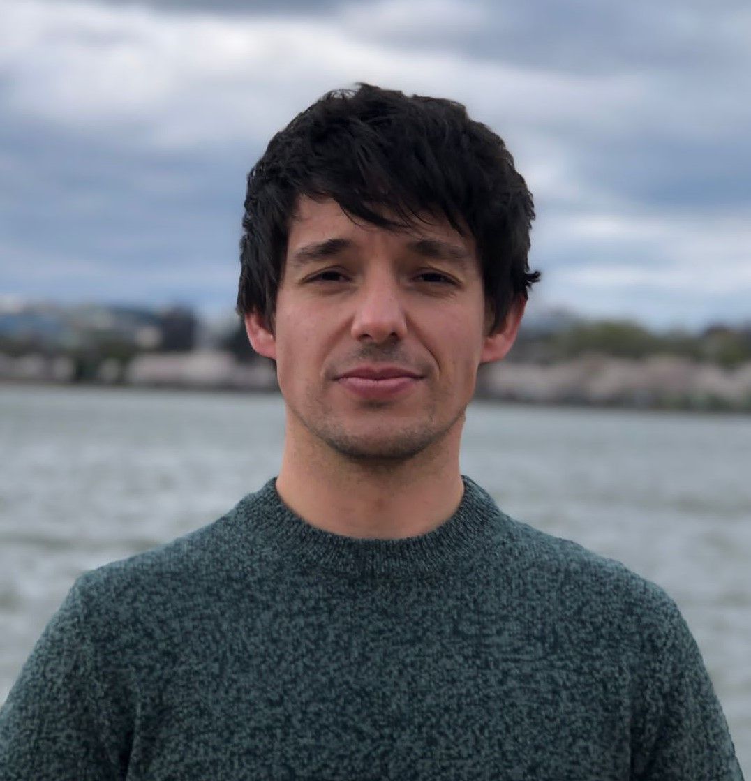 Pedro Mustieles headshot photo