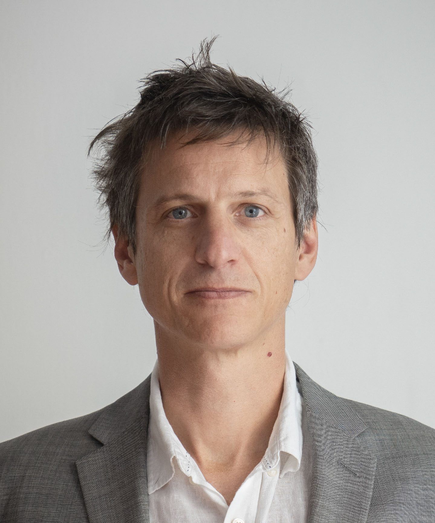 Victor R. Caivano headshot photo