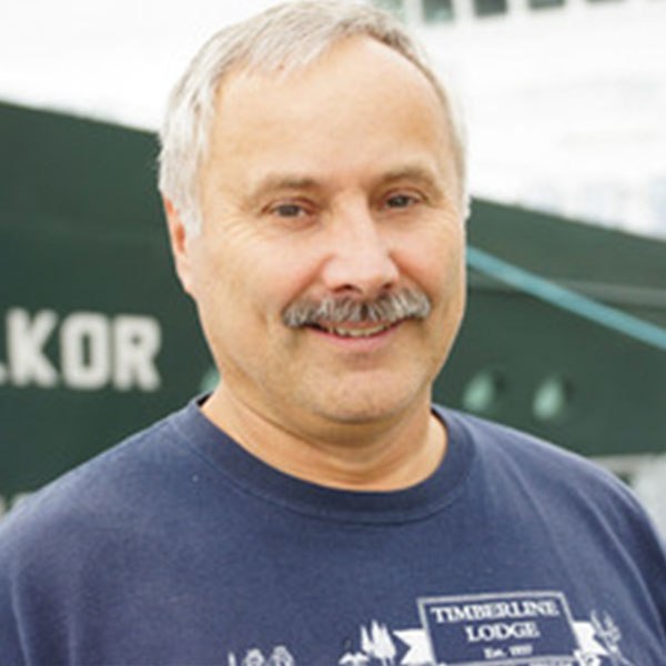 Richard Dewey headshot photo