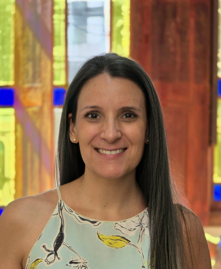 Maria Patricia Curbelo Fernandez headshot photo
