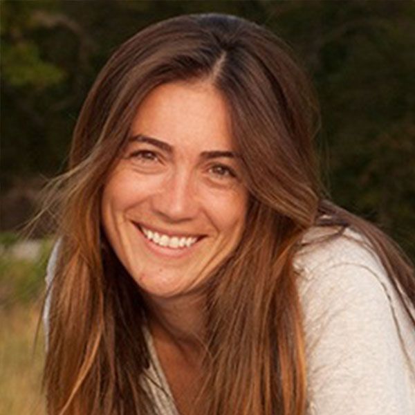 Alyson Santoro headshot photo