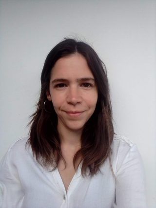Eva Noli headshot photo