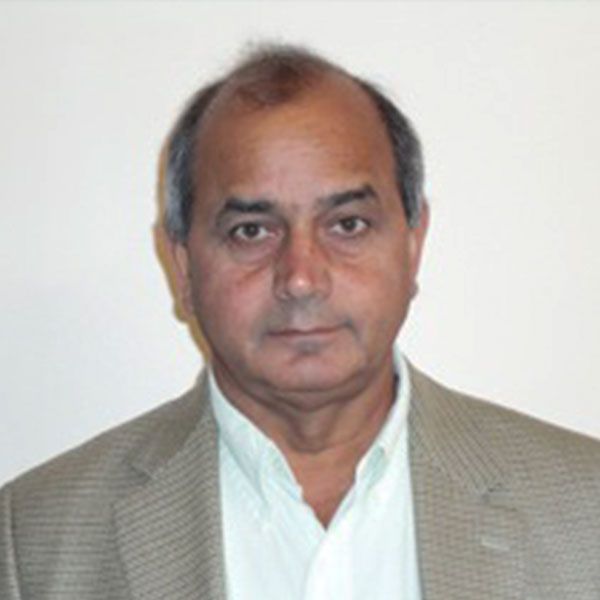 Satish Singh headshot photo