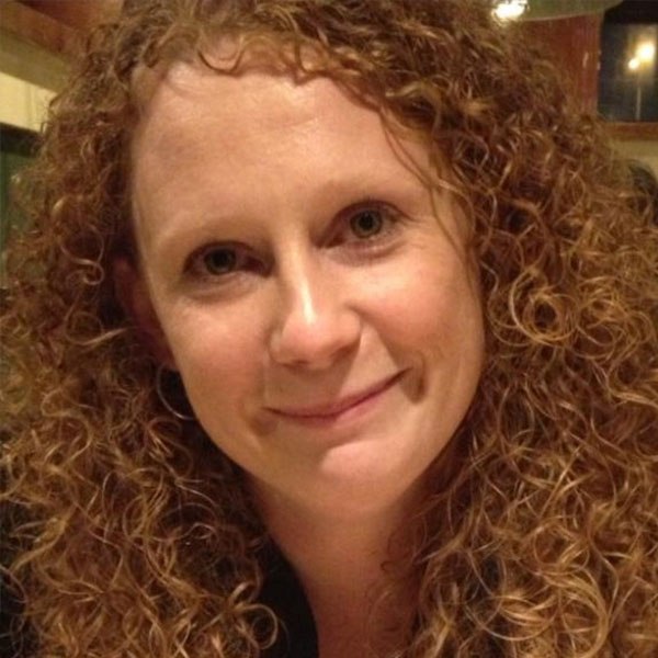 Jennifer Welch headshot photo