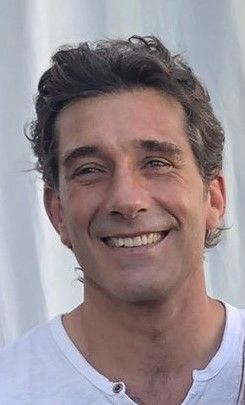 Agustín Loureiro headshot photo