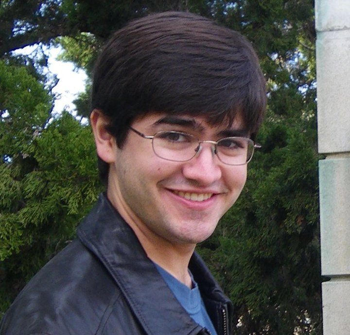 Alex Demas headshot photo